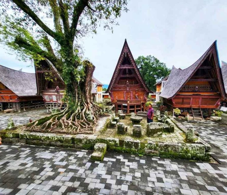 Huta Siallagan Samosir