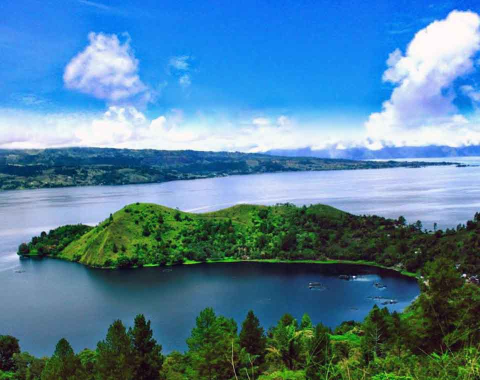 Tanjung Unta Danau Toba