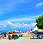 Pantai Pasir Putih Parbaba