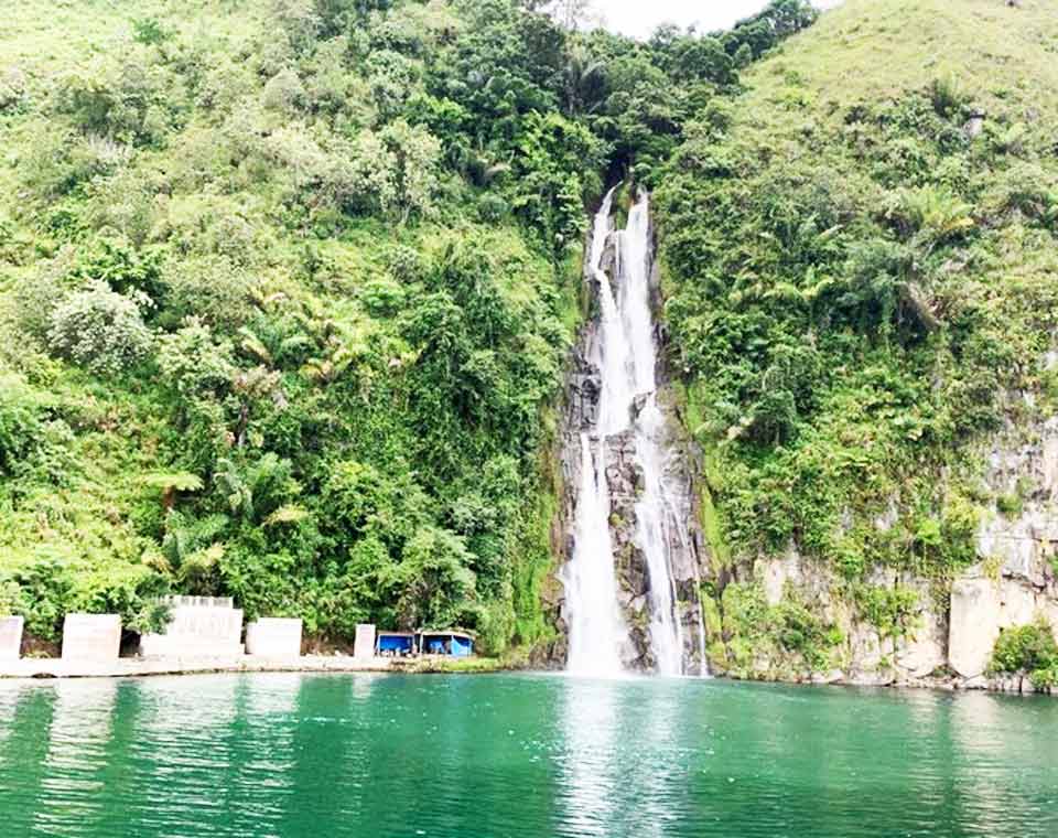 Air Terjun Situmurun