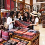 Galeri Ulos Sianipar Medan