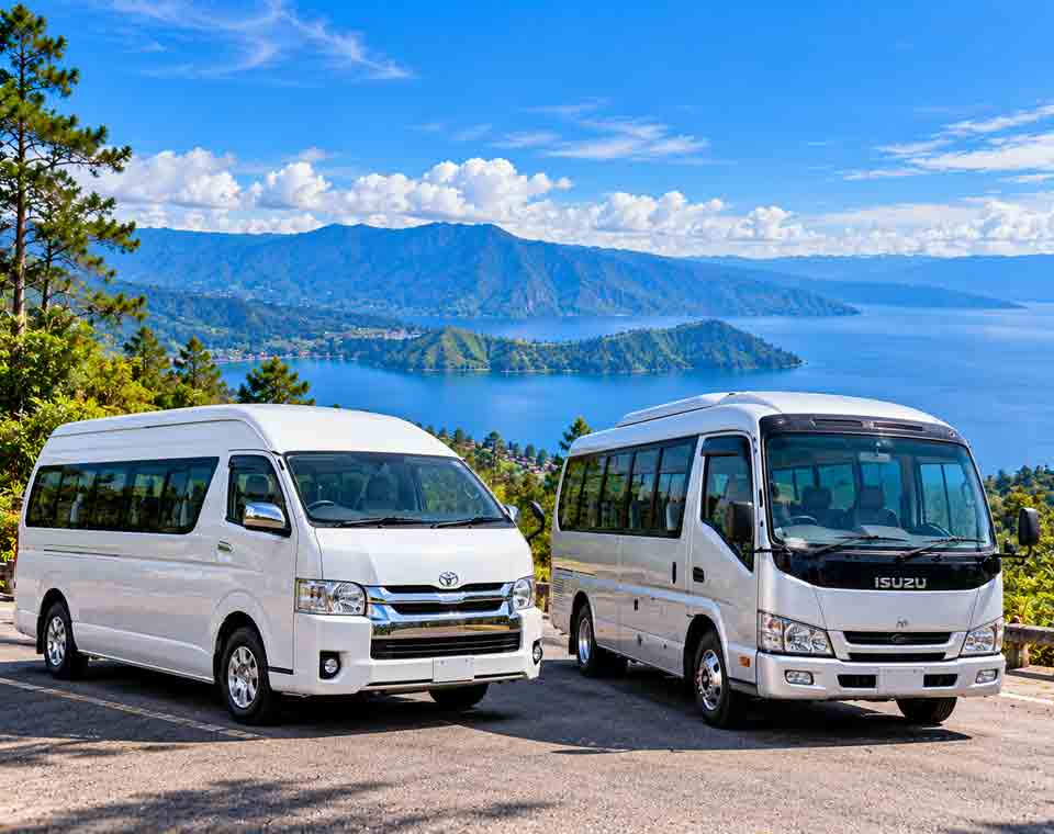 Hiace Vs Elf di Danau Toba