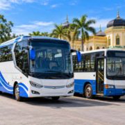 Bus Pariwisata Medan vs Bus Umum
